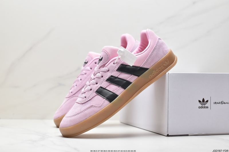 Adidas Sneakers